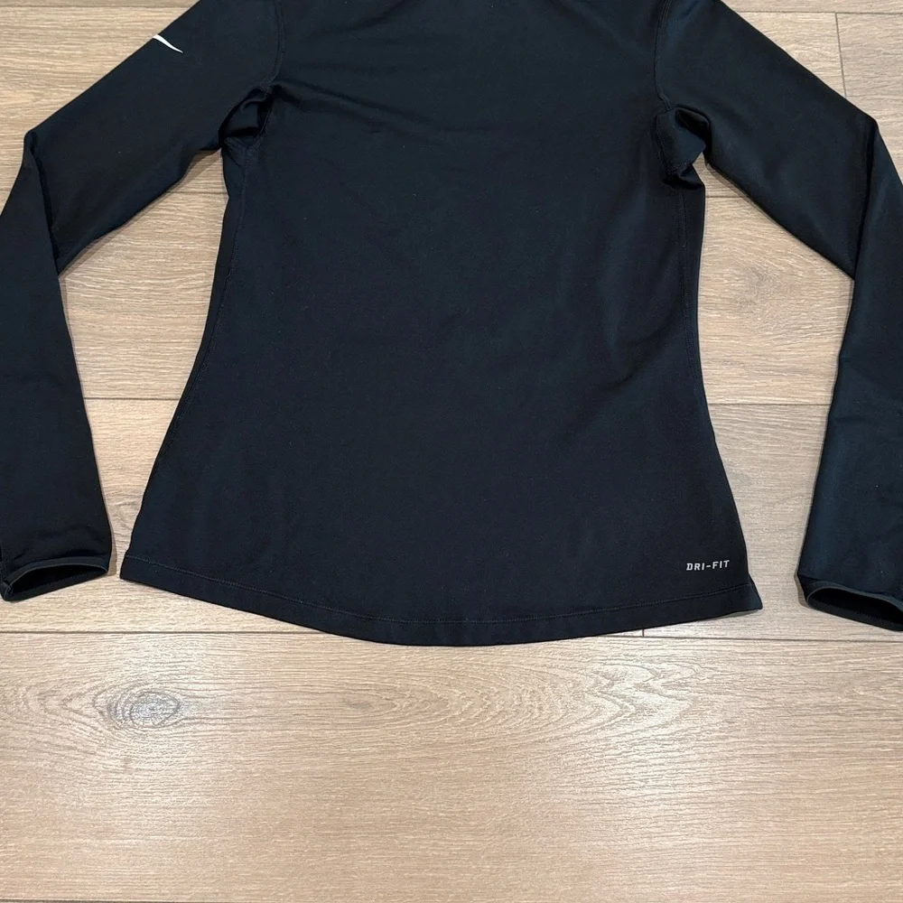 NIKE‎ PRO Black Hyperwarm Fitted Long Sleeve Pullover Active Hoodie Size Medium